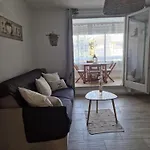 Sur Mer, Soleil Et Douceur I Санари-сюр-Мер