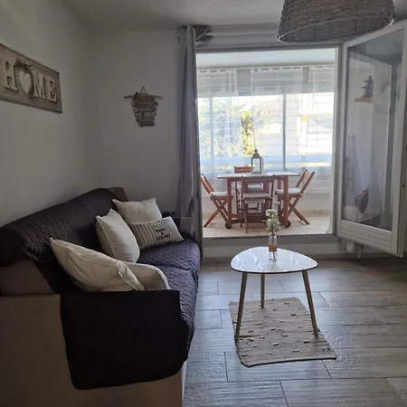 Sur Mer, Soleil Et Douceur I 사나리쉬르메르